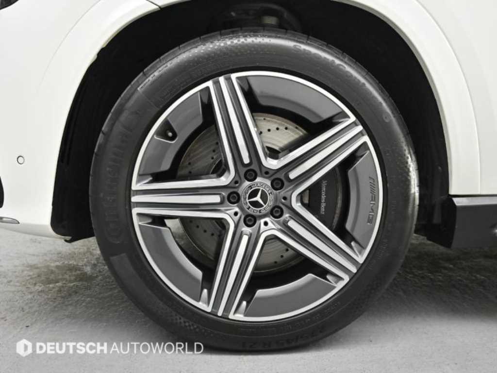 Mercedes Benz GLE Class - Vista 5