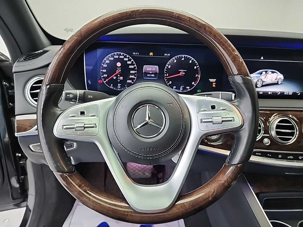 Mercedes Benz S Class - Vista 9
