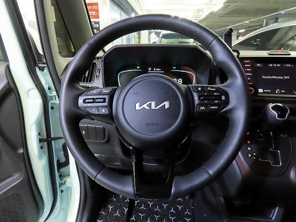KIA Ray - Vista 8
