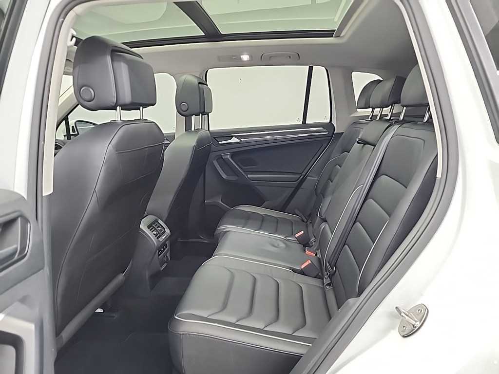 Volkswagen Tiguan - Vista 12