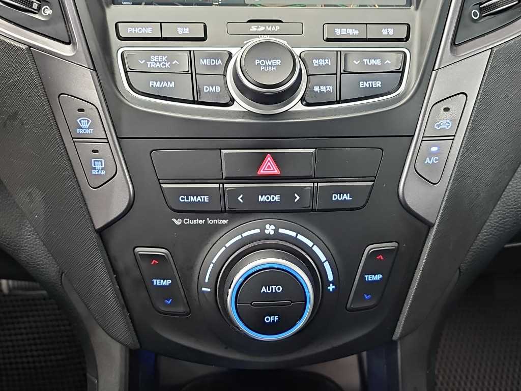 HYUNDAI Santa Fe - Vista 10
