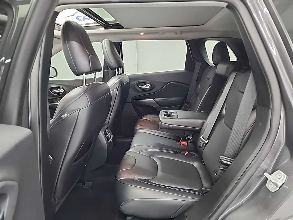 Jeep Cherokee - Vista 12