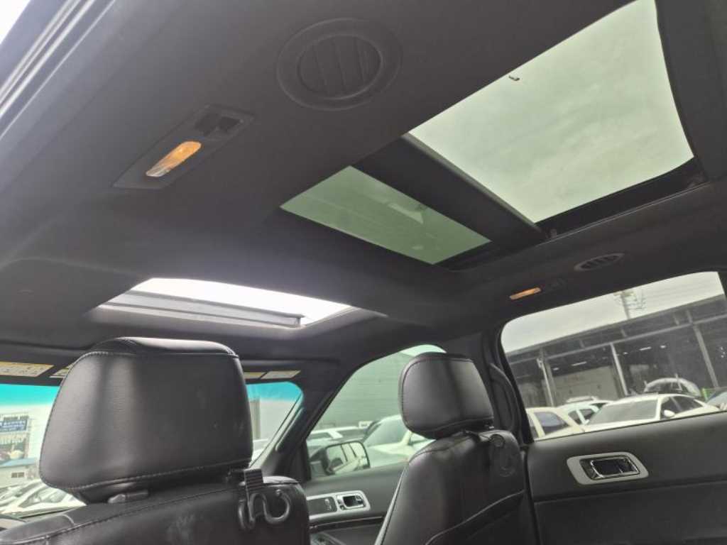 Ford Explorer 2014 Negro - Importación desde Corea - HF Imports Iquique - Foto 18