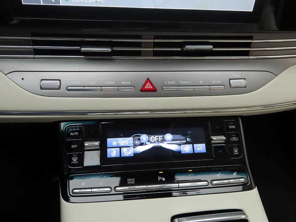 HYUNDAI Grandeur - Vista 9