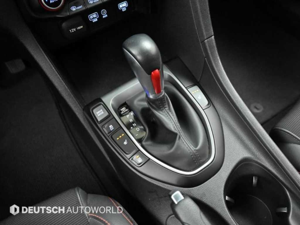 HYUNDAI Veloster - Vista 9