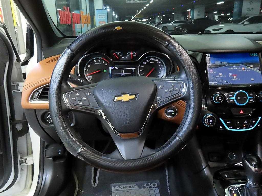 Chevrolet Cruise - Vista 8
