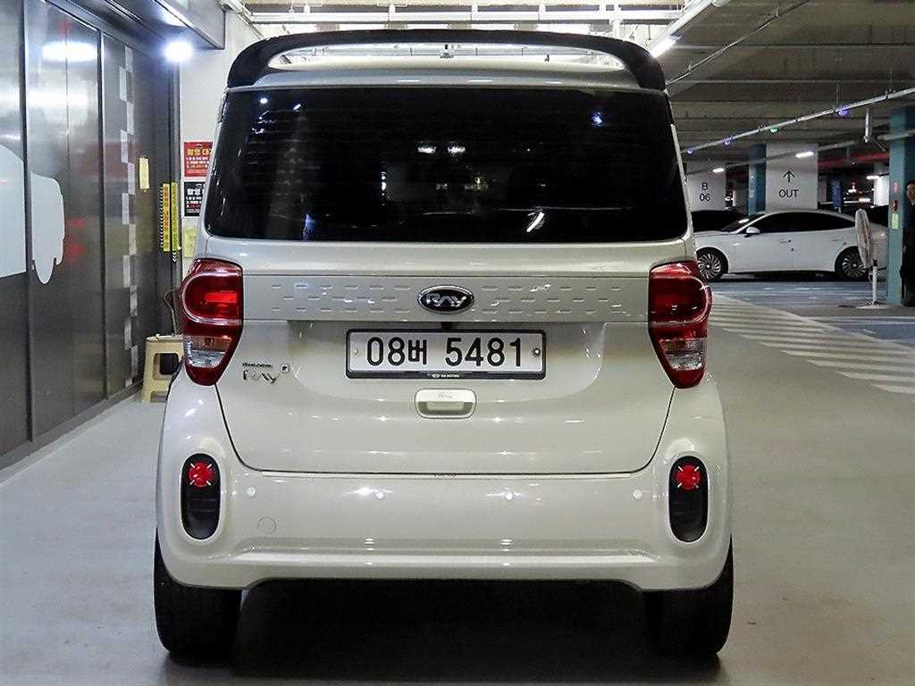 KIA Ray - Vista 5