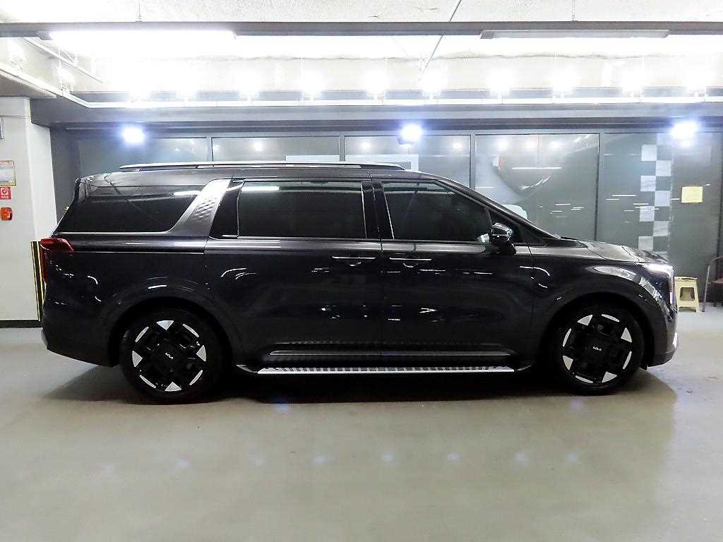 KIA Carnival - Vista 3