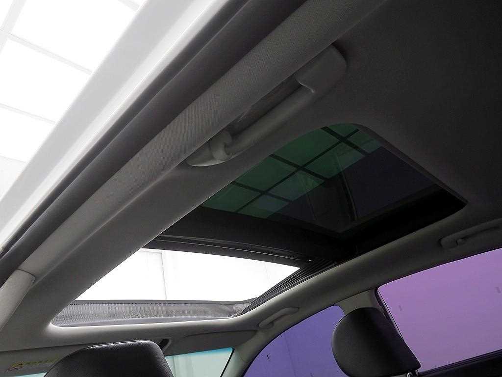 KIA K7 - Vista 9
