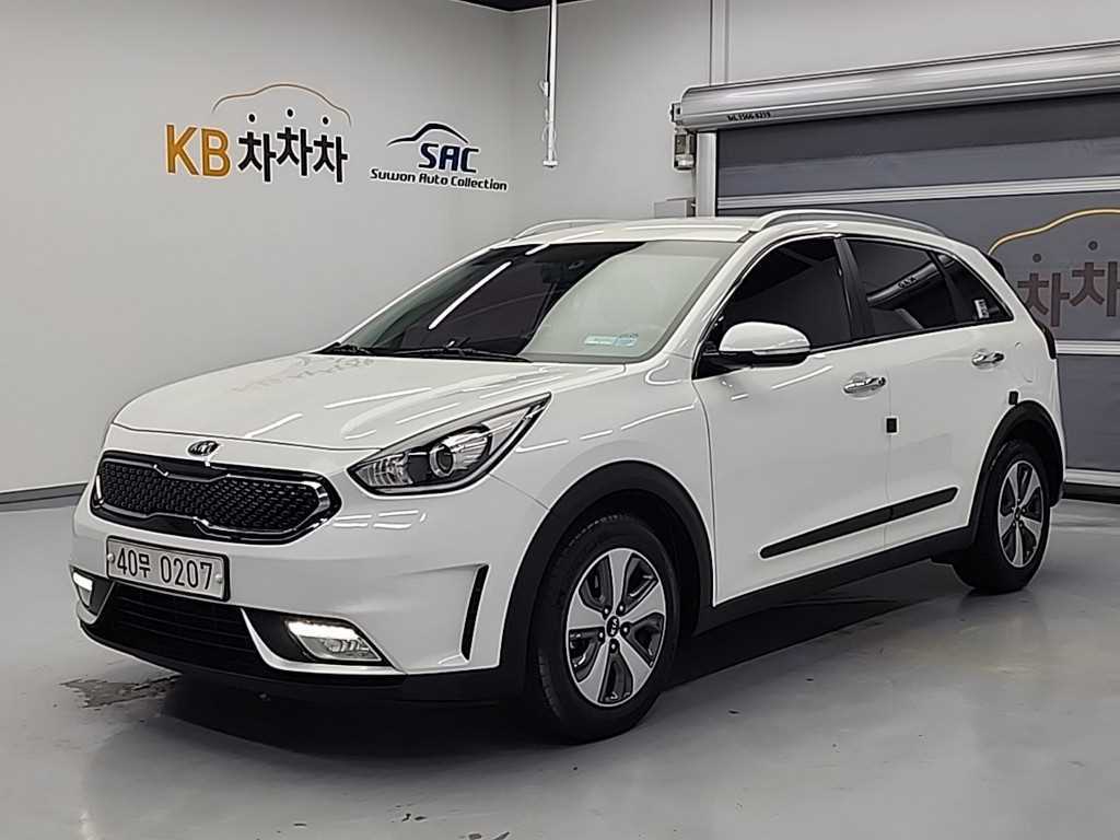 KIA Niro 2017 Blanco - Importación desde Corea - HF Imports Iquique - Foto 1