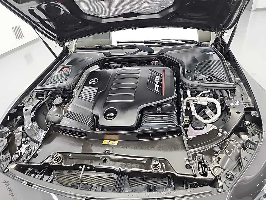 Mercedes Benz AMG GT - Vista 5