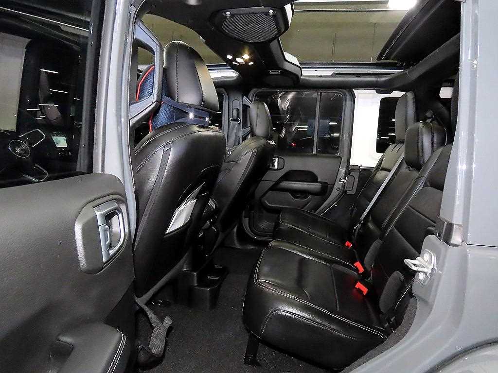 Jeep Wrangler - Vista 7