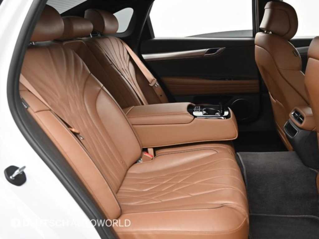 Genesis G80 - Vista 12