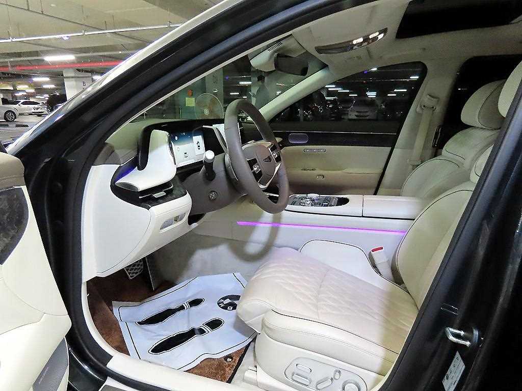 Genesis G90 - Vista 6