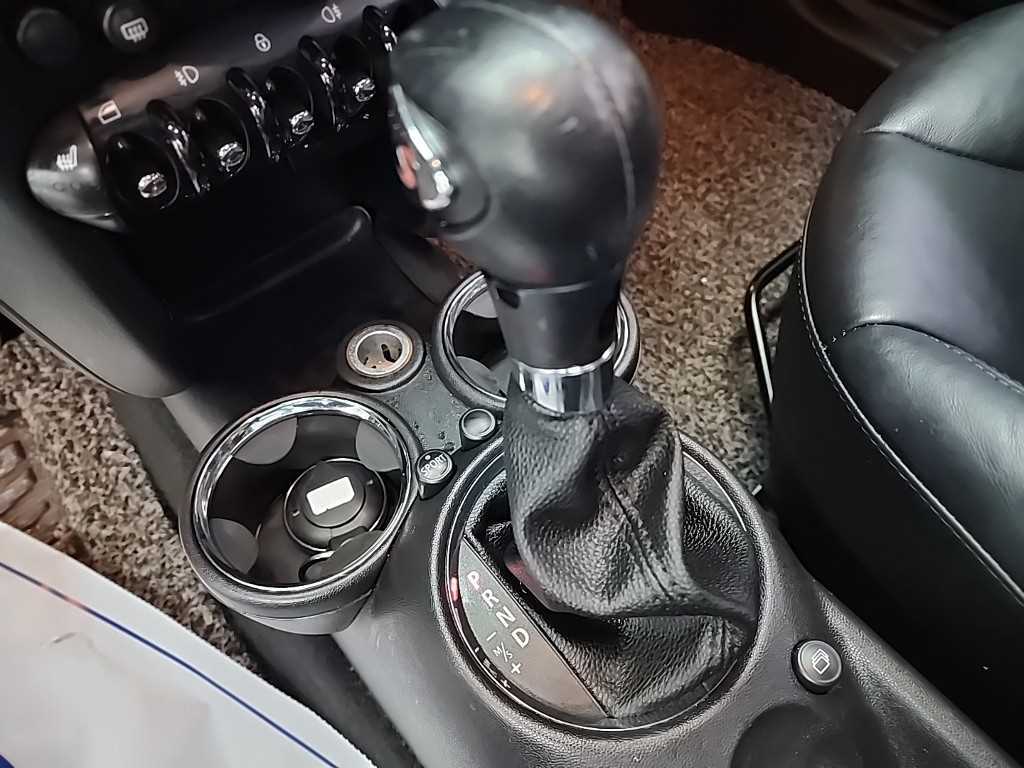 Mini Coupe - Vista 8