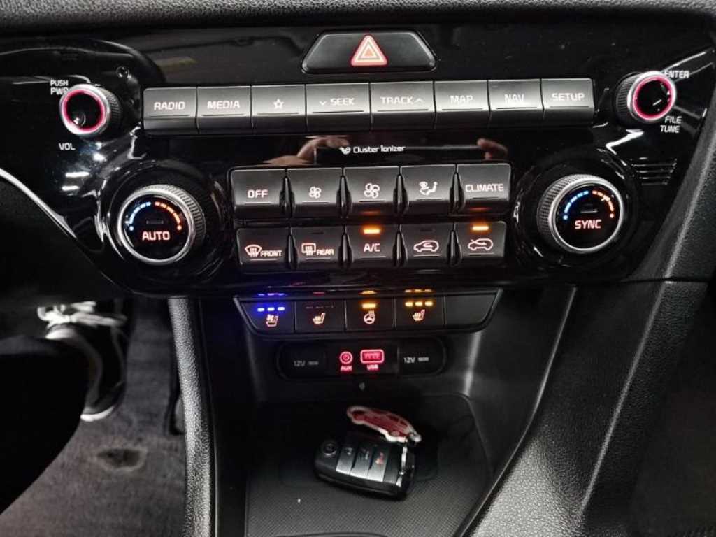 KIA Sportage - Vista 11