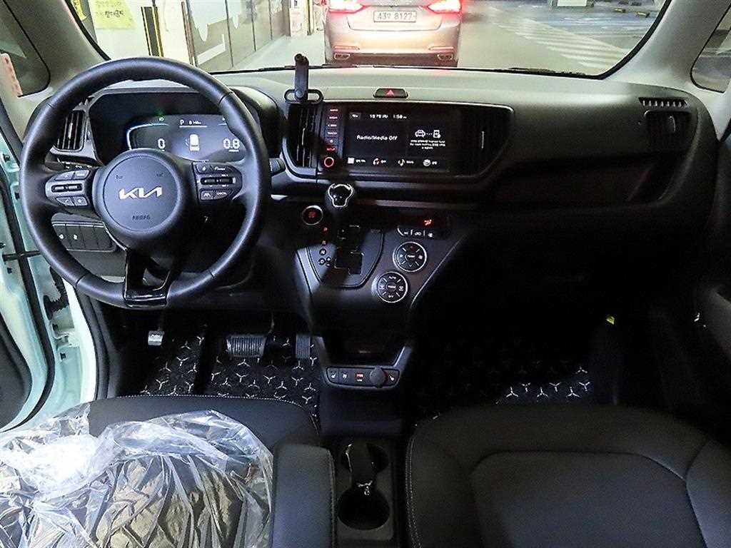 KIA Ray - Vista 10
