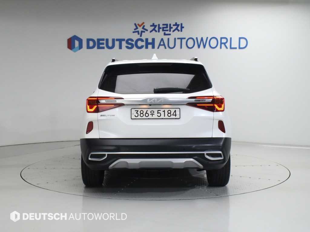 KIA Seltos - Vista 4