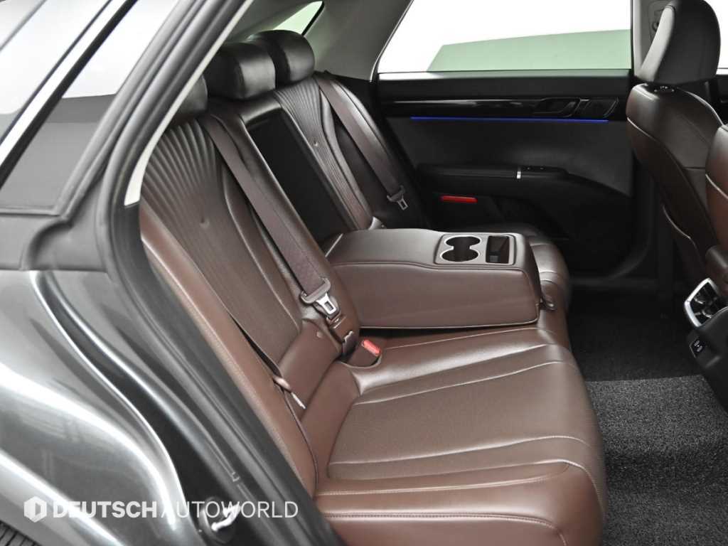 HYUNDAI Grandeur - Vista 12