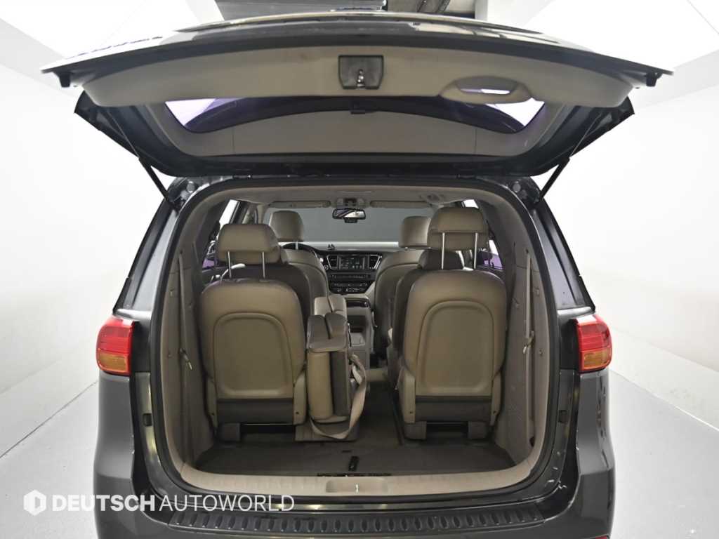 KIA Carnival 2016 Gris - Importación desde Corea - HF Imports Iquique - Foto 19