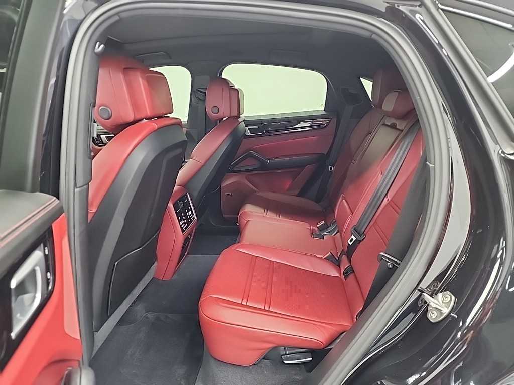 Porsche Cayenne - Vista 12