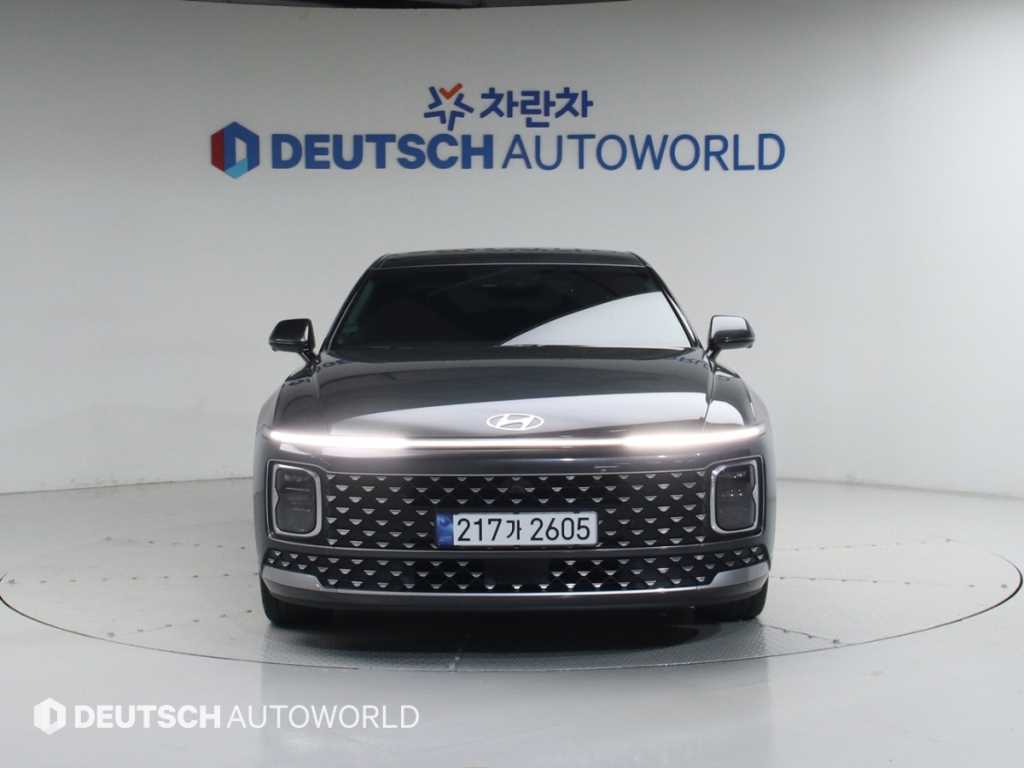 HYUNDAI Grandeur - Vista 3