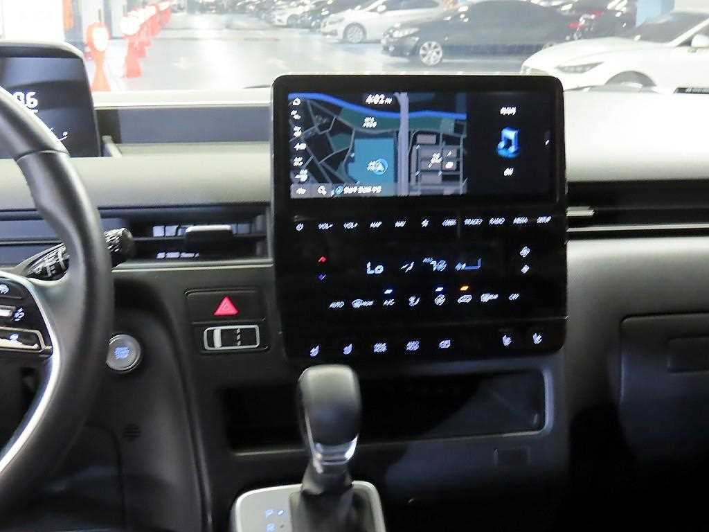 HYUNDAI Staria - Vista 11