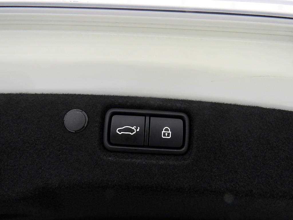 KIA K7 - Vista 5