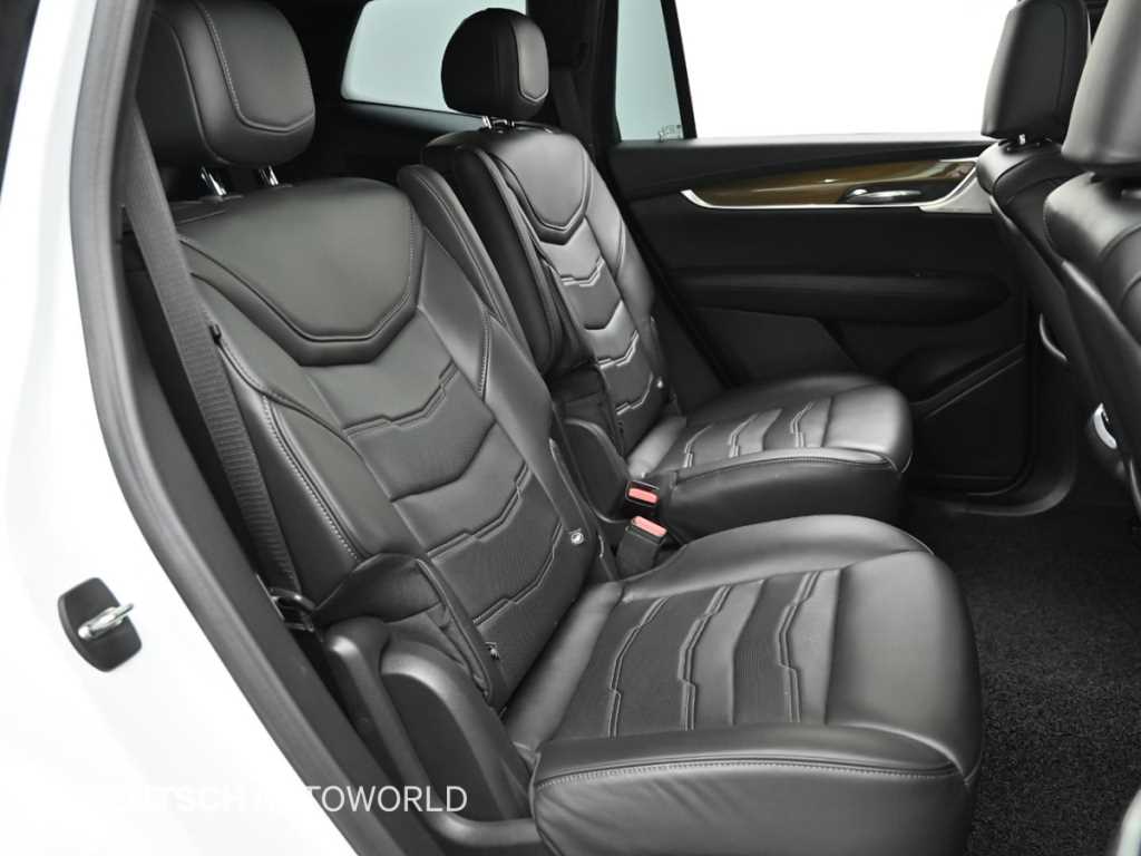 Cadillac XT6 - Vista 12