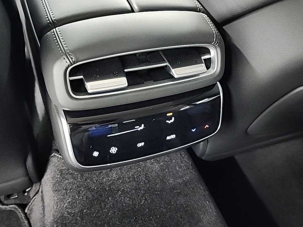 Genesis G80 2025 Negro - Importación desde Corea - HF Imports Iquique - Foto 14
