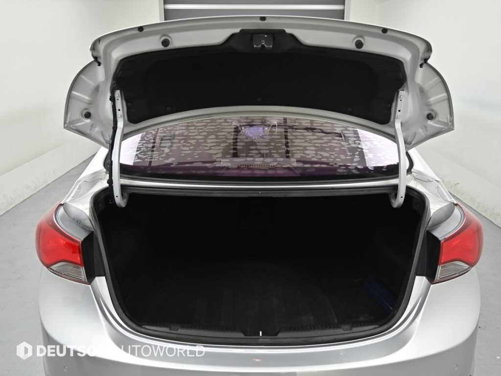 HYUNDAI Avante 2016 - Importación desde Corea - HF Imports Iquique - Foto 19