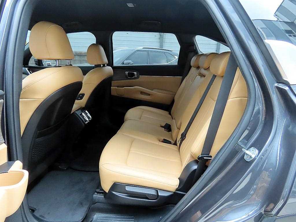KIA Sorento - Vista 6