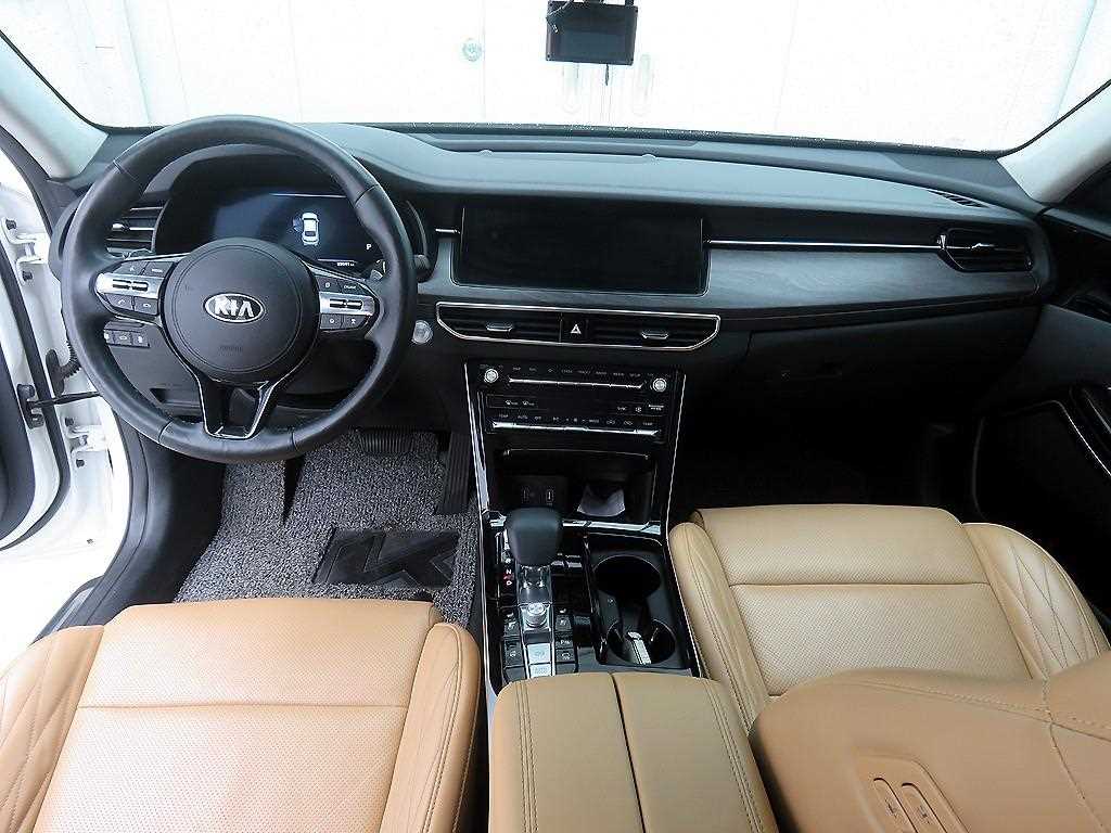 KIA K7 - Vista 8