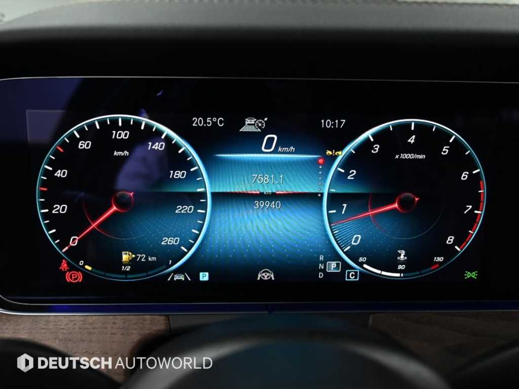 Mercedes Benz E class - Vista 8
