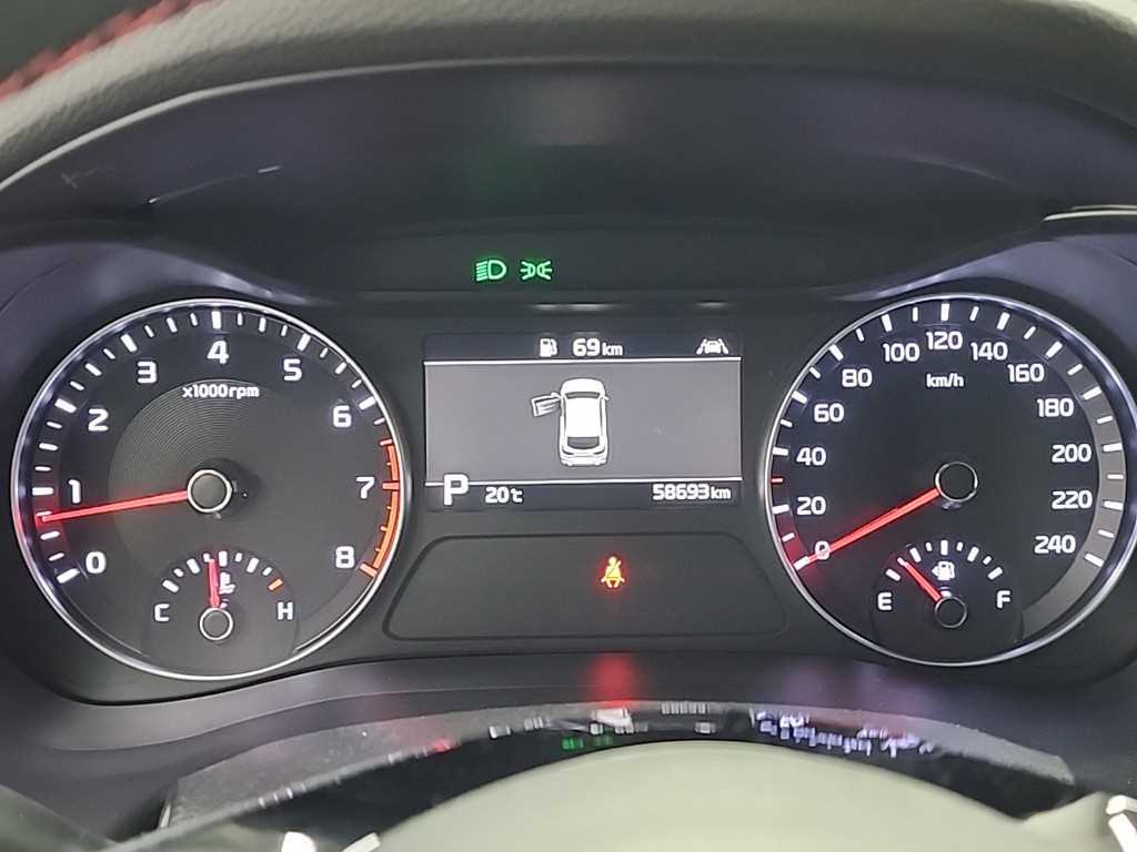 KIA K3 - Vista 6