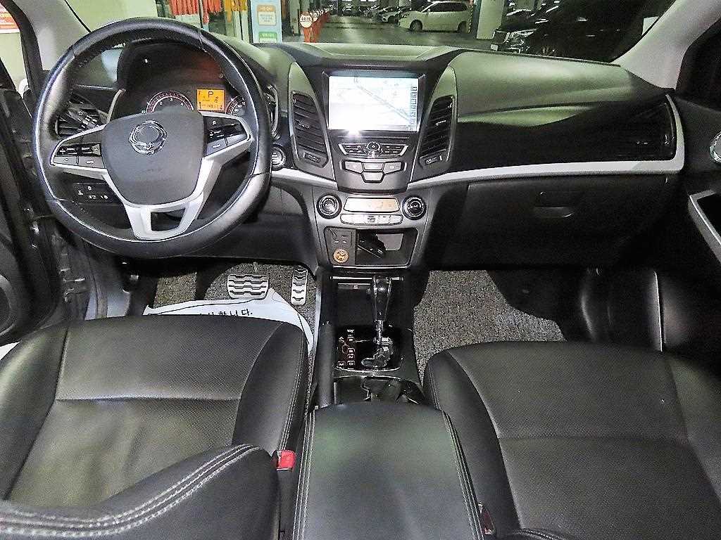 Ssangyong Korando - Vista 10