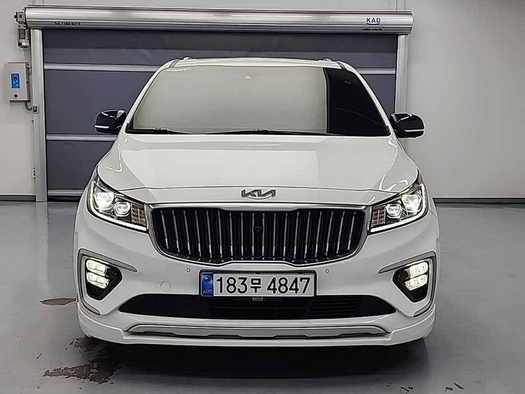 KIA Carnival - Vista 2