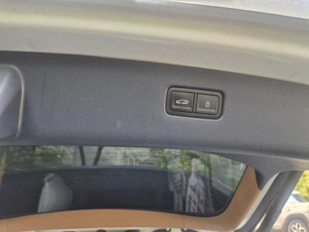 Genesis GV80 2022 Blanco - Importación desde Corea - HF Imports Iquique - Foto 14