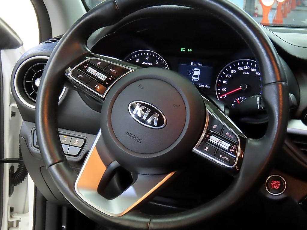 KIA K3 - Vista 8