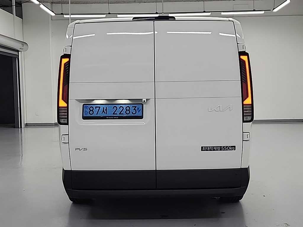 Small Truck Cargo (small) - Vista 3