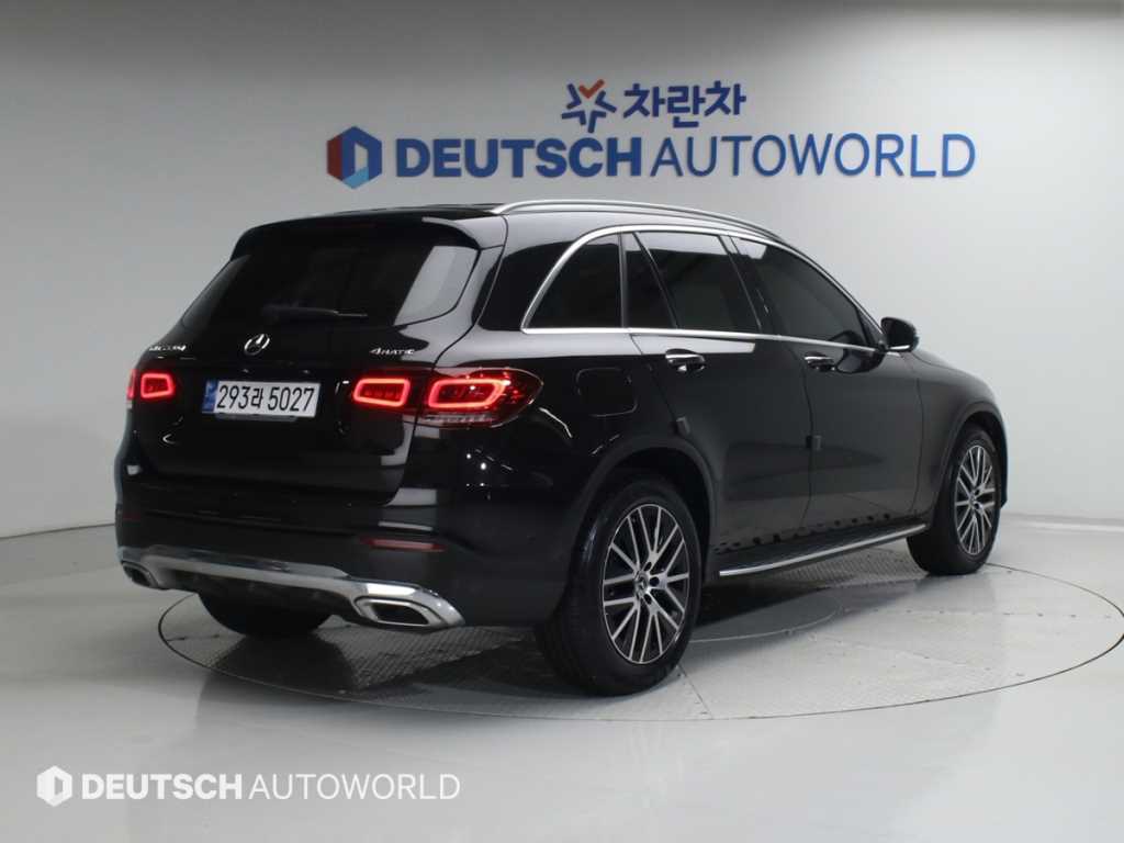 Mercedes Benz GLC Class - Vista 2