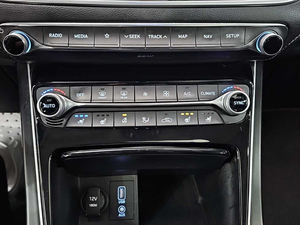 HYUNDAI Grandeur - Vista 10