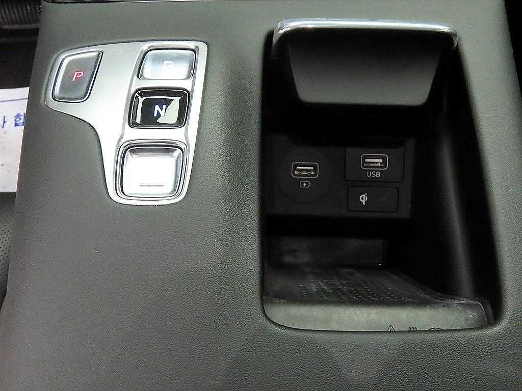 HYUNDAI Grandeur - Vista 10