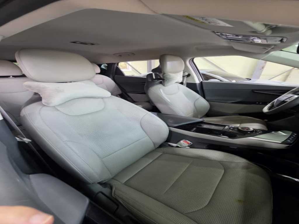 KIA EV6 - Vista 3