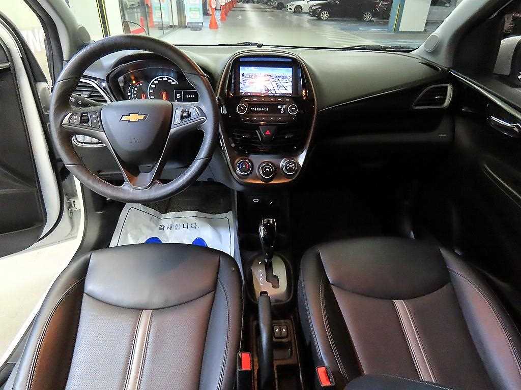 Chevrolet Spark - Vista 11
