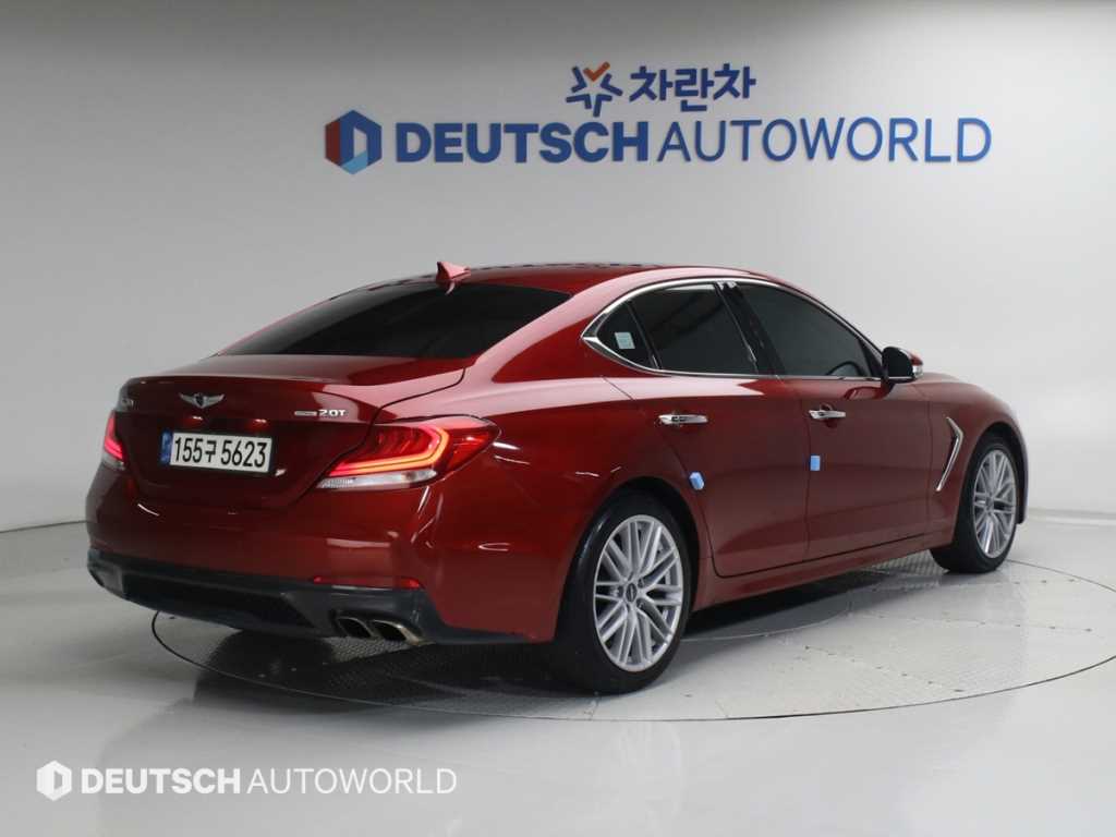 Genesis G70 - Vista 2