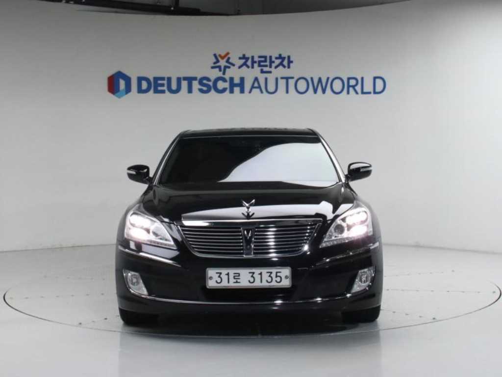 HYUNDAI Equus - Vista 3