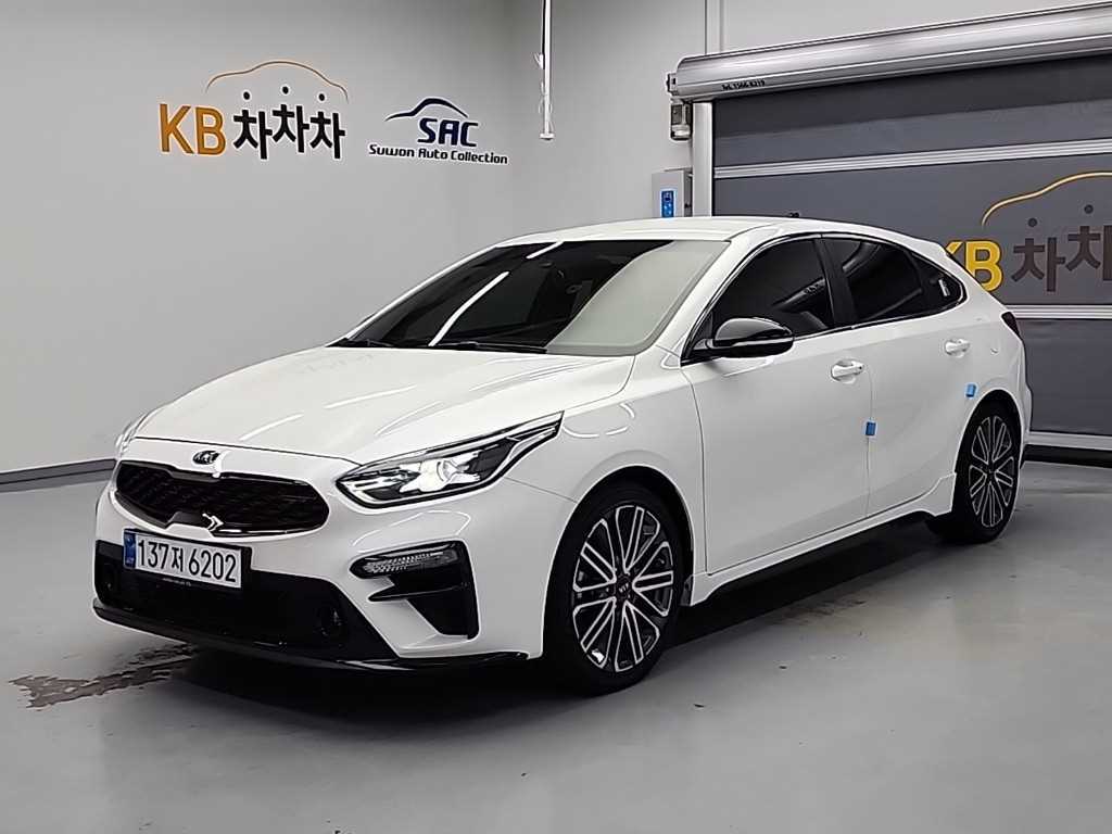 KIA K3 2021 Blanco - Importación desde Corea - HF Imports Iquique - Foto 1