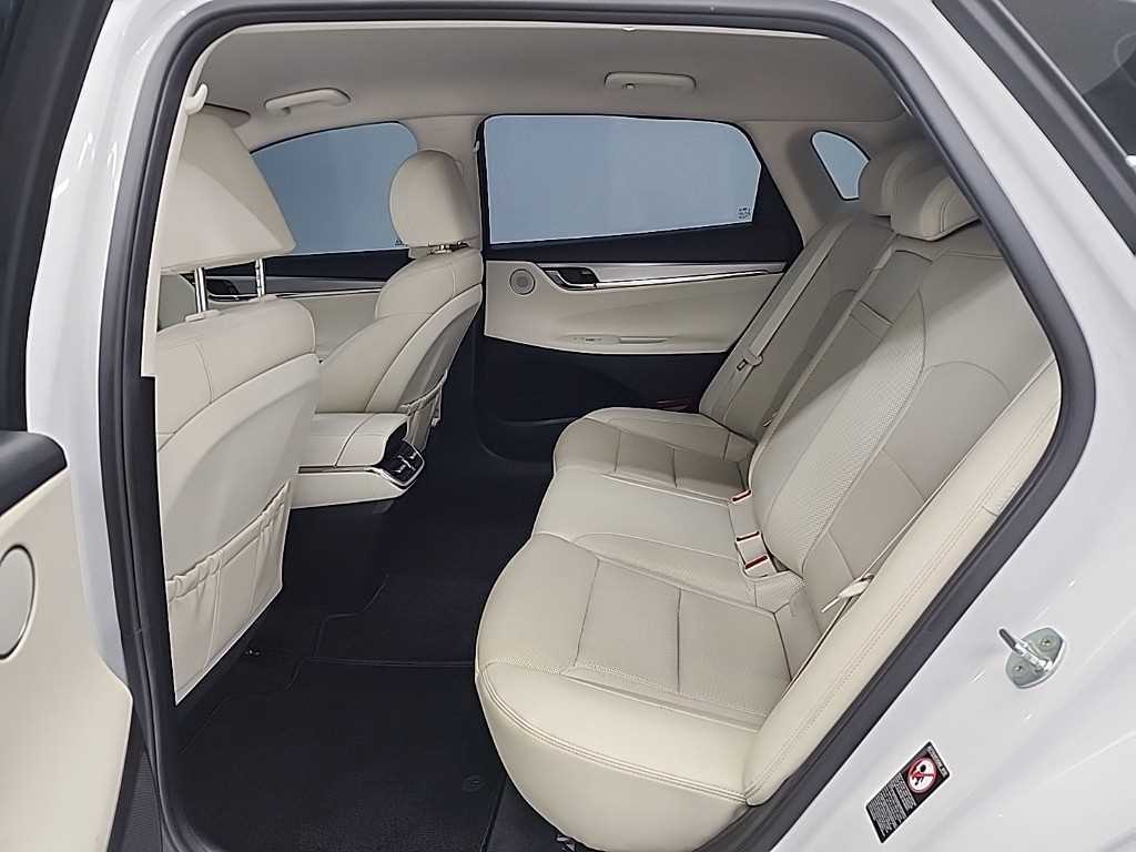 HYUNDAI Grandeur - Vista 12