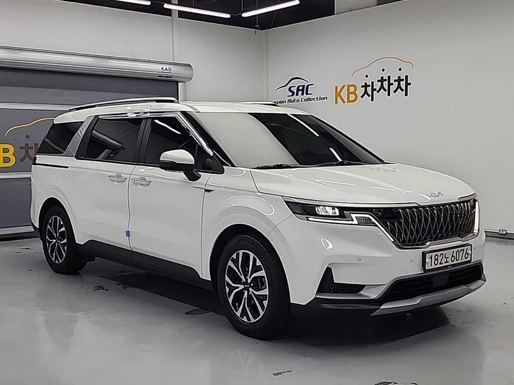 KIA Carnival - Vista 4